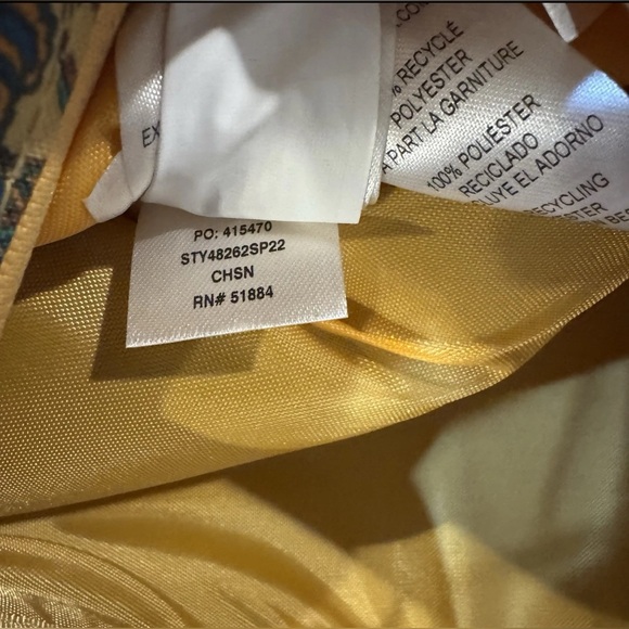 Patagonia Atom Sling Bag Canyon Hike Saffron - Picture 6 of 6